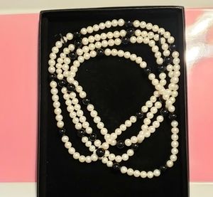 NWOT Cultured Baroque Black and White Tahitian Pearl Necklace 64"